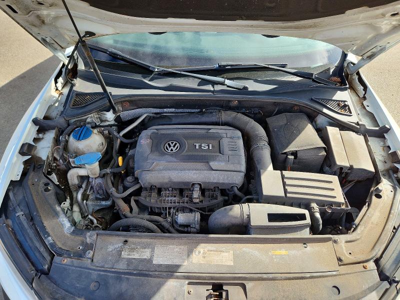 Снимка 11 от търг – 2017 VOLKSWAGEN PASSAT с VIN 1VWDT7A33HC015559