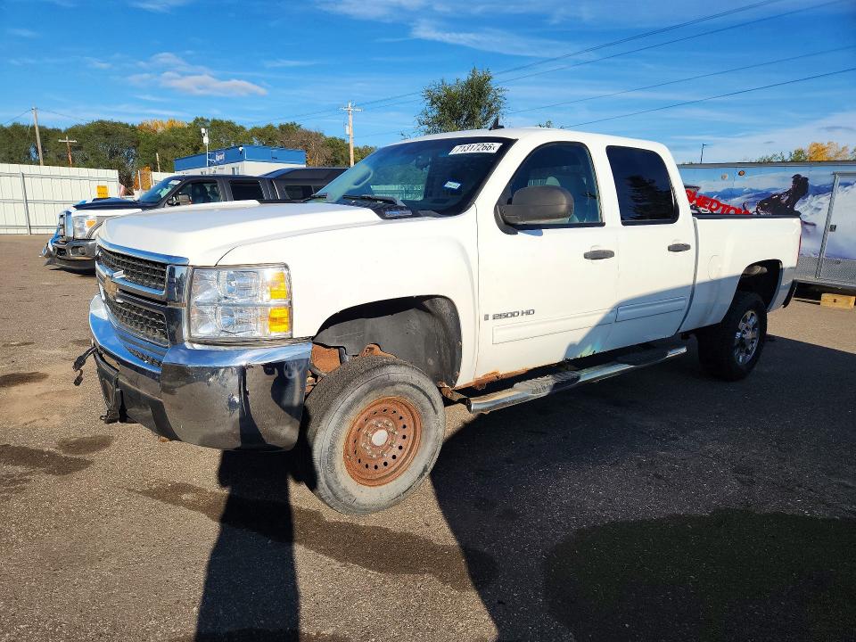 CHEVROLET SILVERADO 2009 with VIN 1GCHK53679F122004 - Photo from auction
