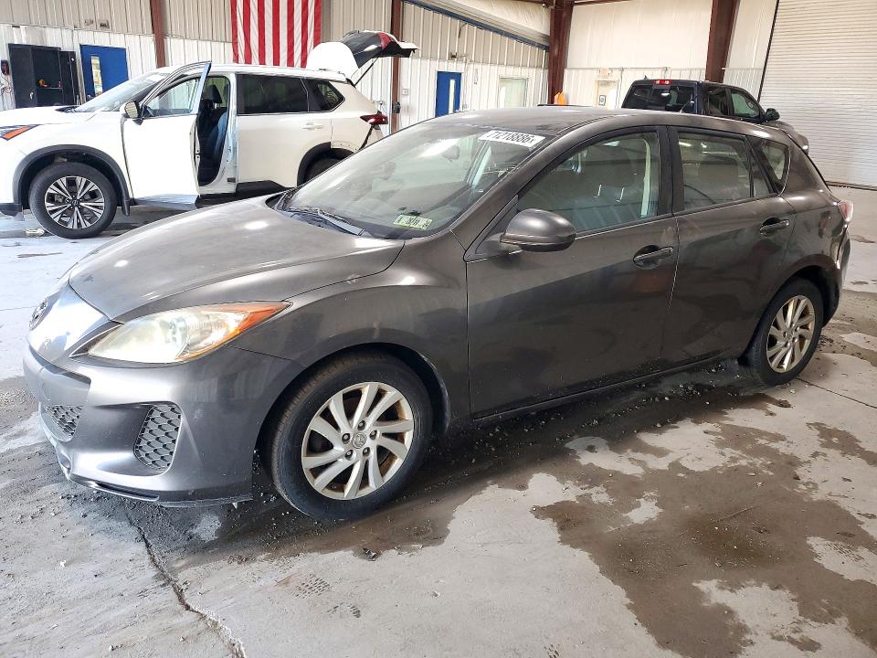 MAZDA 3 2012 с VIN JM1BL1L88C1662320 - Снимка от търг