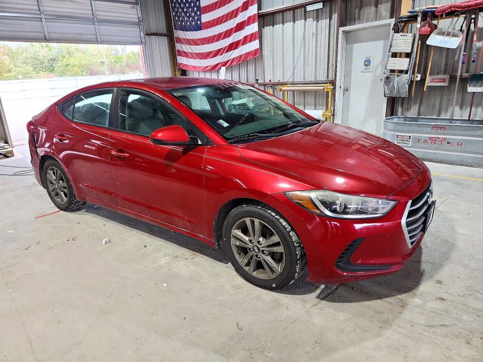 Снимка 4 от търг – 2018 HYUNDAI ELANTRA с VIN 5NPD84LF0JH230773