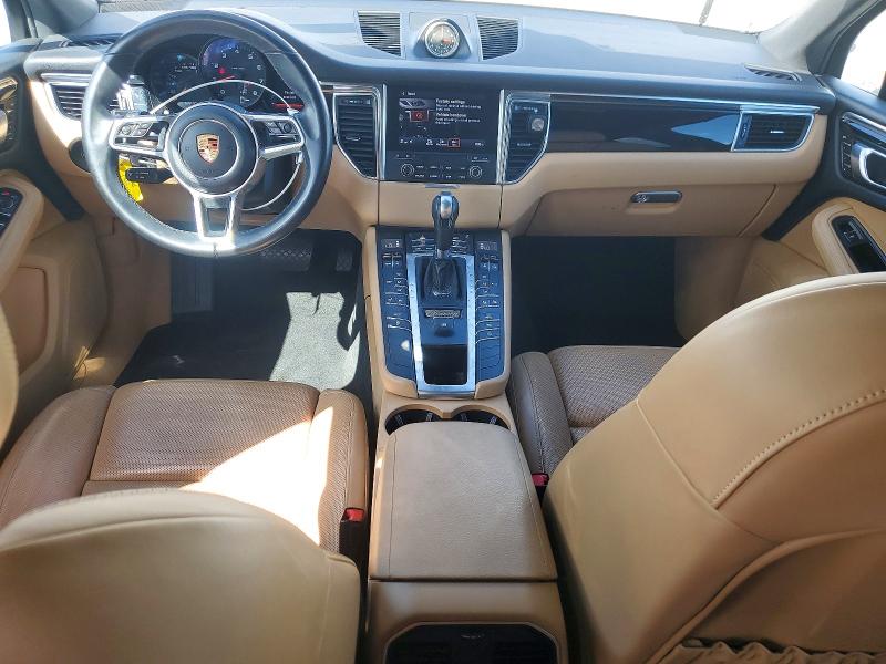 Снимка 8 от търг – 2018 PORSCHE MACAN с VIN WP1AA2A51JLB14823