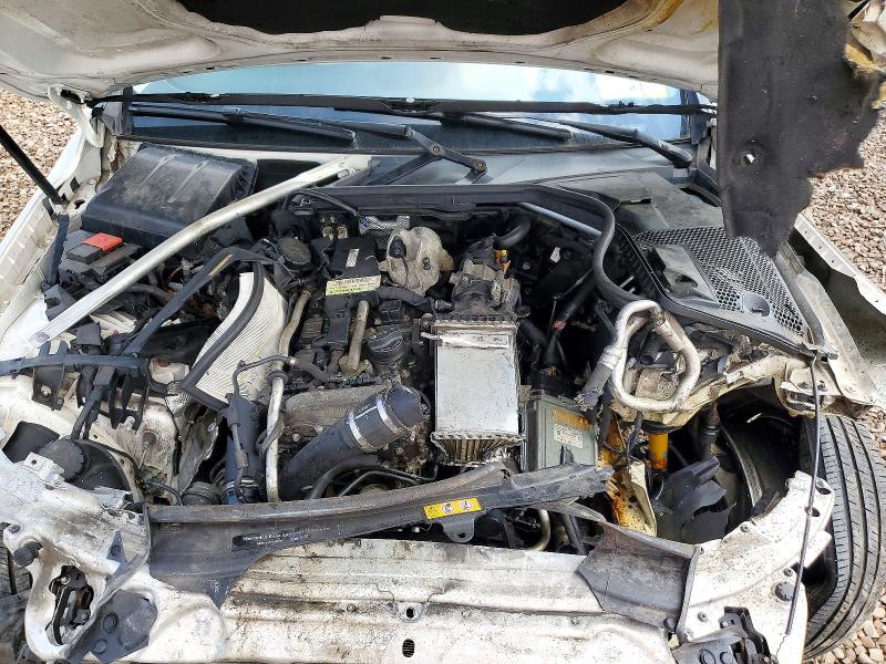 Снимка 11 от търг – 2016 MERCEDES-BENZ C с VIN 55SWF4KB9GU155378