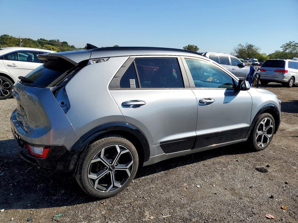 Photo 3 from auction – 2023 KIA NIRO with VIN KNDCR3LE2P5111318