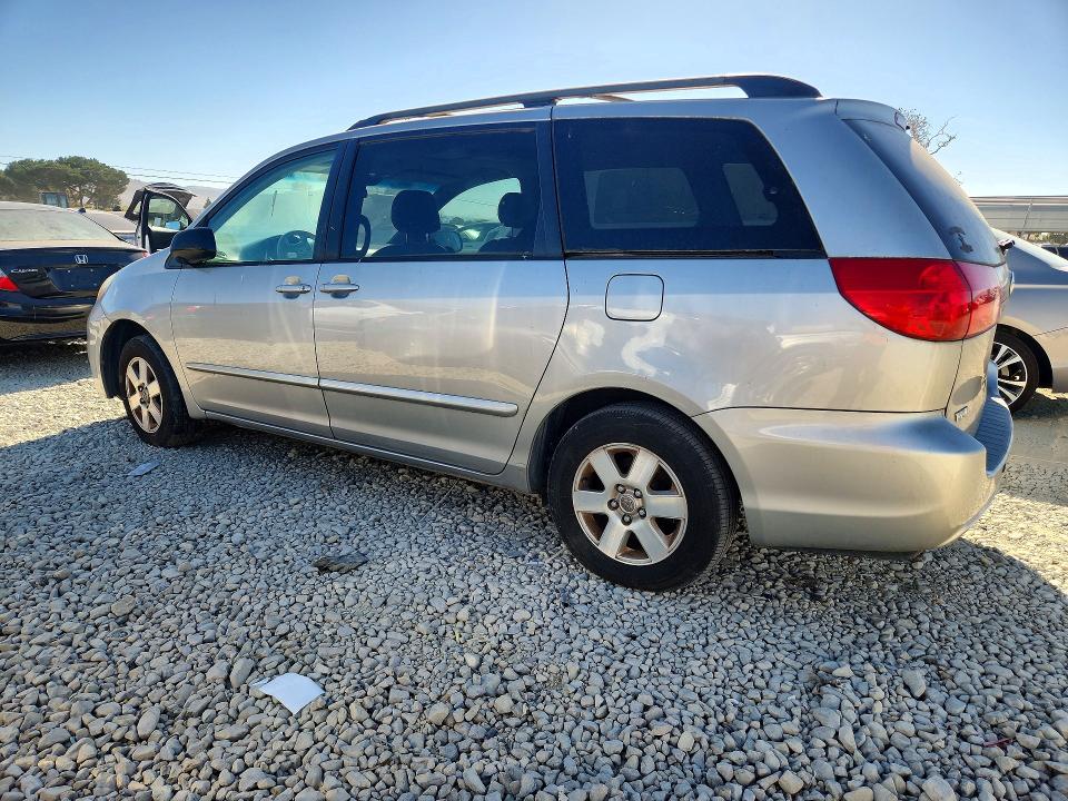 Photo 2 from auction – 2006 TOYOTA SIENNA with VIN 5TDZA23C66S542814