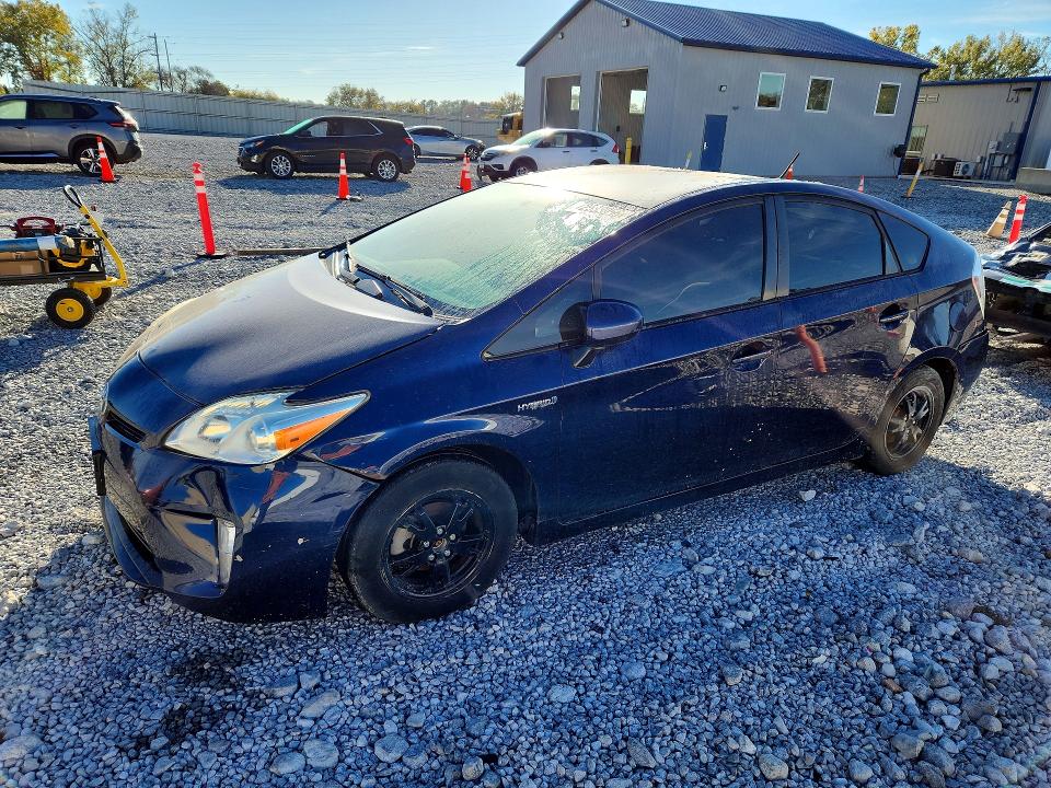 TOYOTA PRIUS 2012 مع رقم تعريف المركبة JTDKN3DU9C1605478 - صورة من المزاد