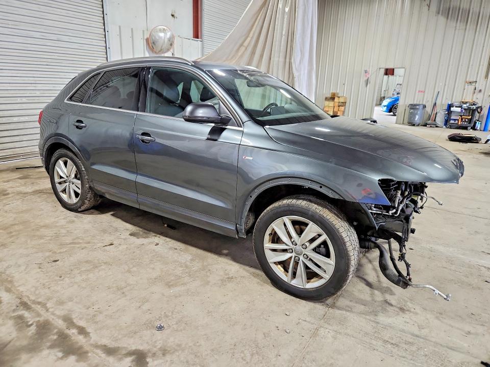 Снимка 4 от търг – 2018 AUDI Q3 с VIN WA1JCCFS7JR020226