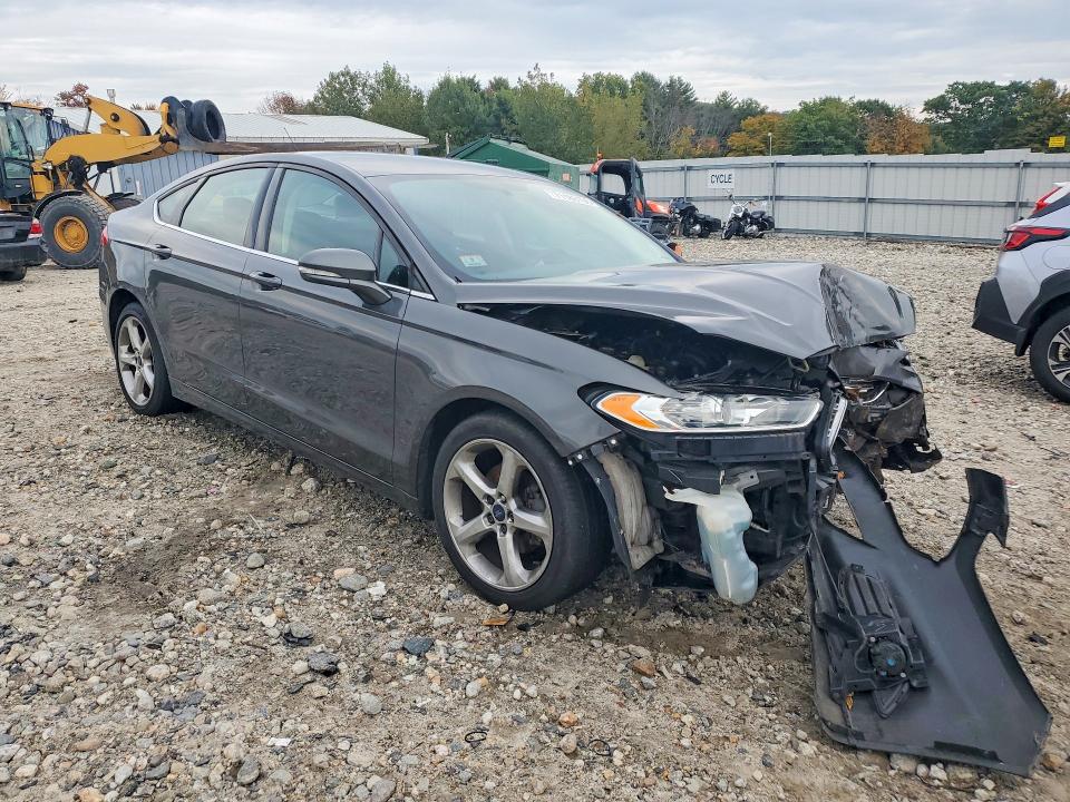 Zdjęcie 4 z aukcji – 2016 FORD FUSION z VIN 3FA6P0H7XGR290433