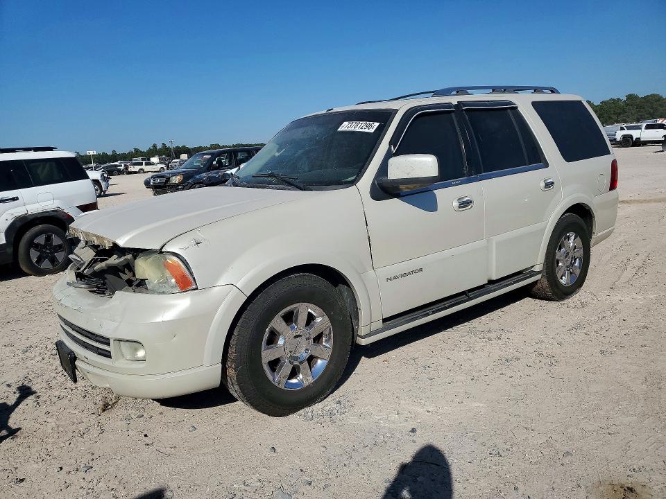 LINCOLN NAVIGATOR 2006 with VIN 5LMFU27596LJ27180 - Photo from auction