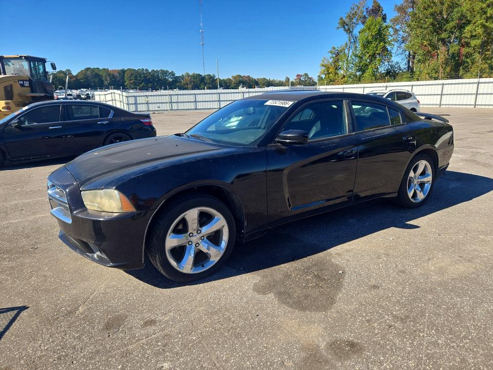 DODGE CHARGER 2014 with VIN 2C3CDXHG1EH100661 - Photo from auction
