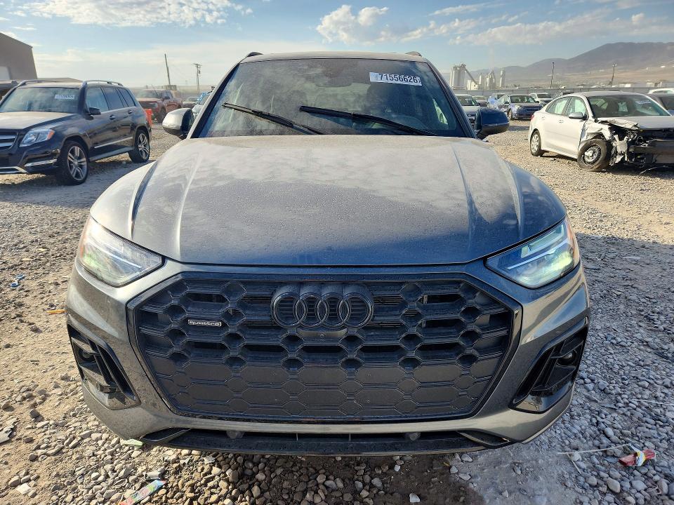 Снимка 5 от търг – 2025 AUDI Q5 E с VIN WA1E2AFY7S2028950