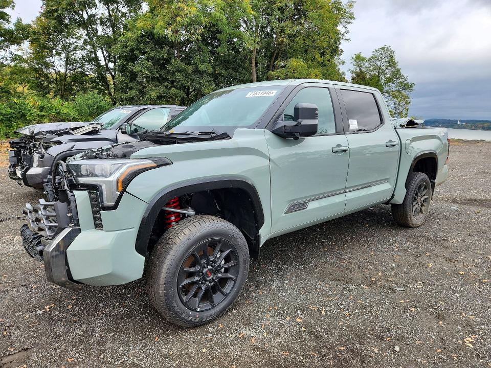 TOYOTA TUNDRA 2026 с VIN 5TFWA5DB5TX394641 - Снимка от търг