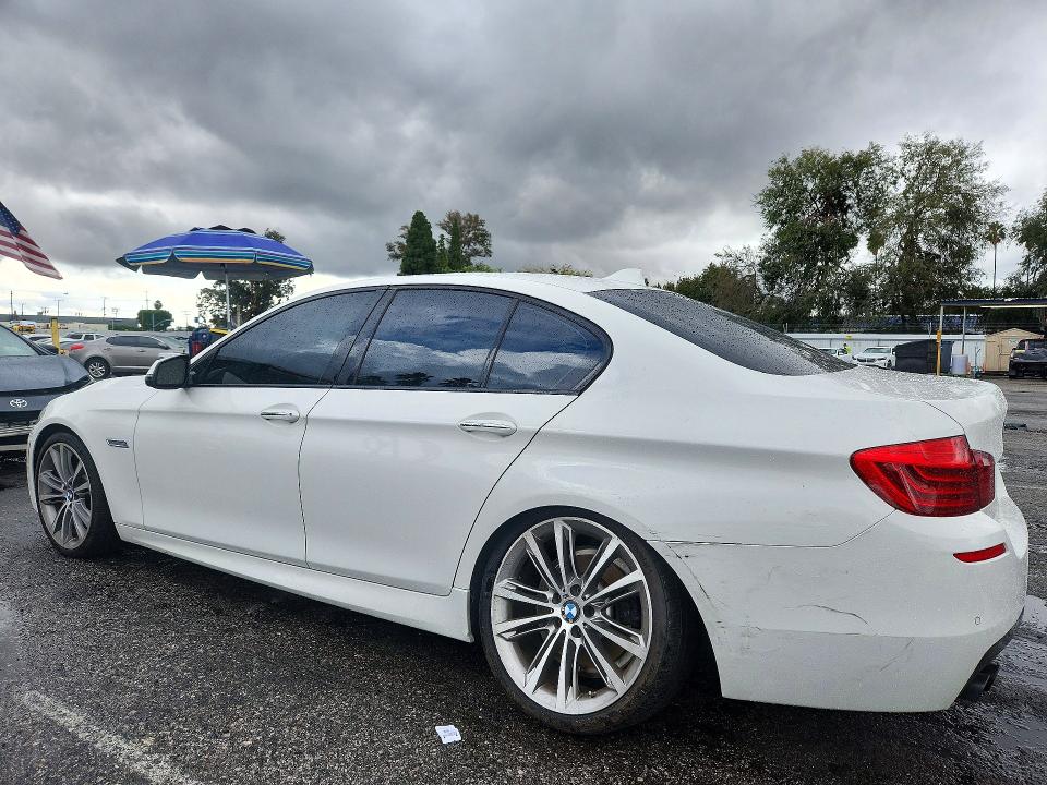 Фото 2 с аукциона – 2015 BMW 528 с VIN WBA5A5C59FD524012