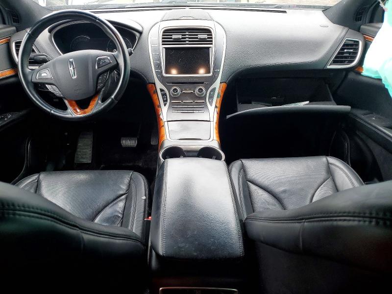 Photo 8 from auction – 2017 LINCOLN MKX with VIN 2LMPJ8LR9HBL25339