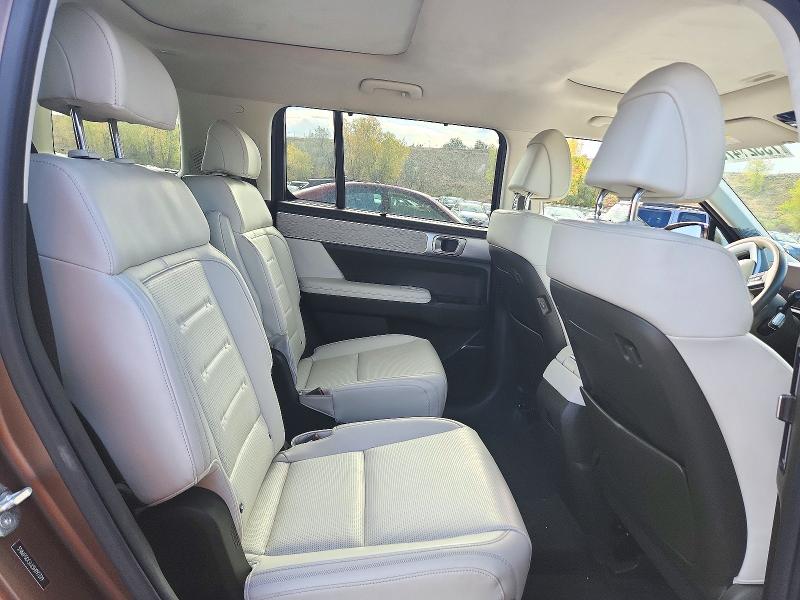 Снимка 11 от търг – 2025 HYUNDAI SANTA FE с VIN 5NMP5DGL6SH092399
