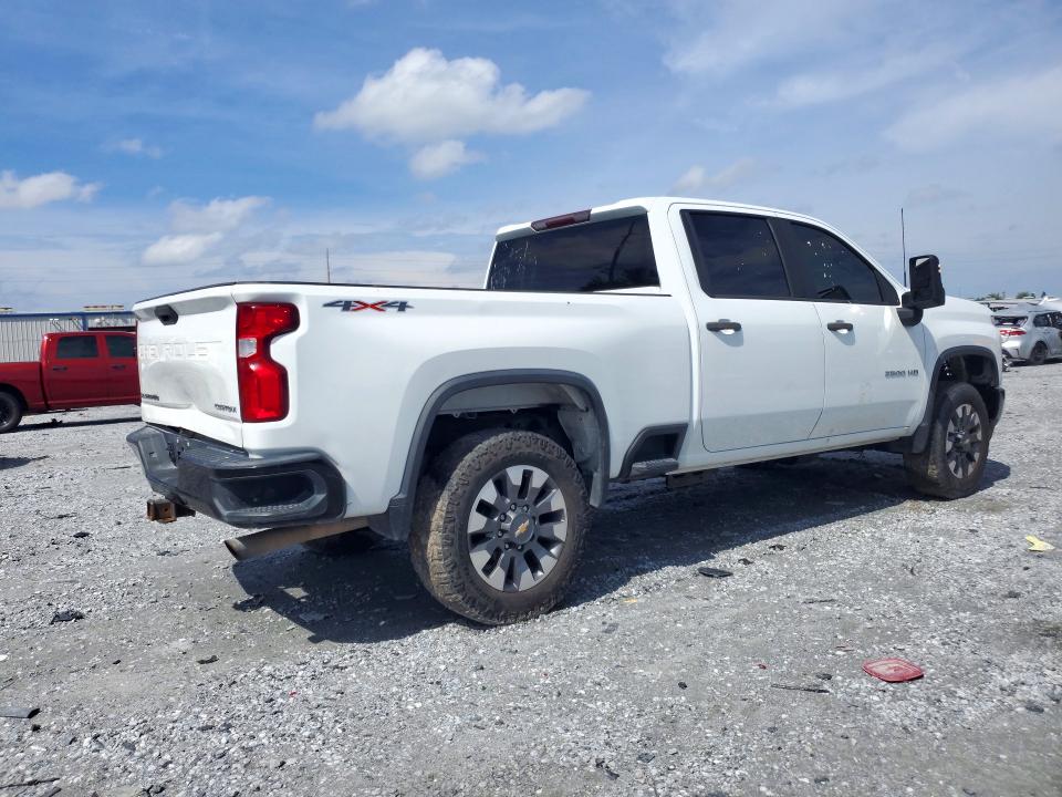 Photo 3 from auction – 2021 CHEVROLET SILVERADO with VIN 1GC4YME7XMF243907