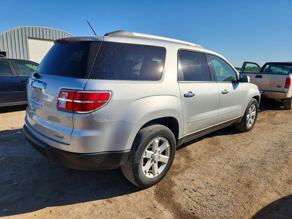 Photo 3 from auction – 2010 SATURN OUTLOOK with VIN 5GZLVTED7AJ194192