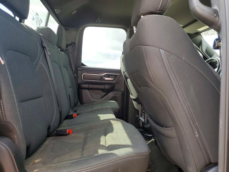 Снимка 10 от търг – 2022 RAM 1500 с VIN 1C6RREBT0NN157367