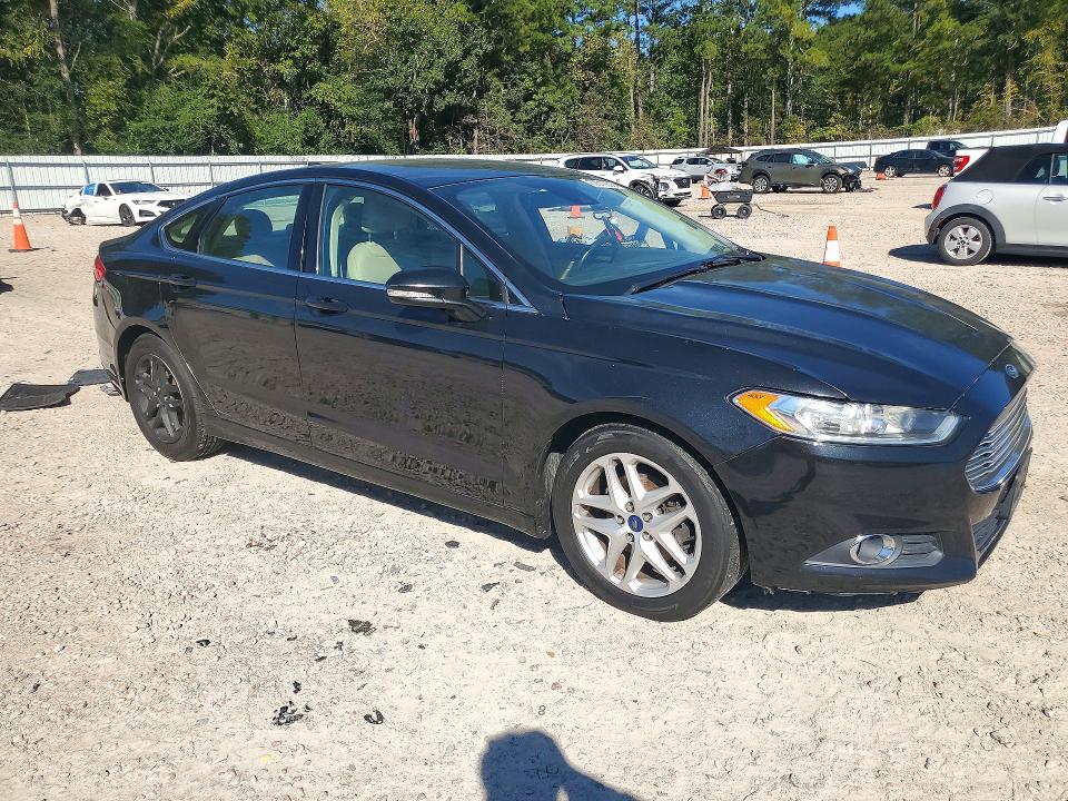 Снимка 4 от търг – 2015 FORD FUSION с VIN 3FA6P0HD0FR295855