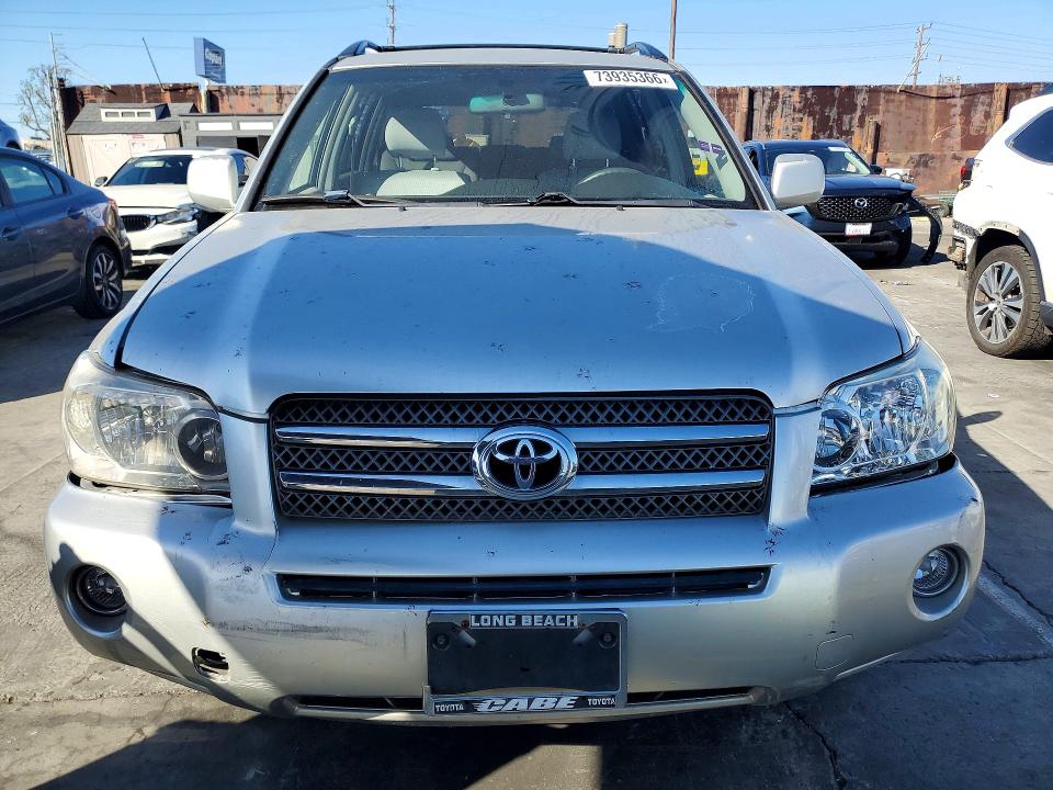 Photo 5 from auction – 2006 TOYOTA HIGHLANDER with VIN JTEDW21A560010644