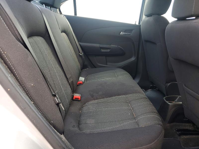 Снимка 10 от търг – 2020 CHEVROLET SONIC с VIN 1G1JD5SB2L4141484