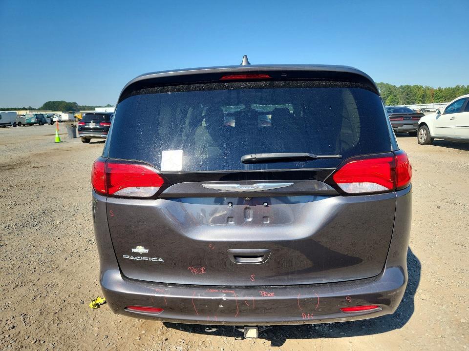 Фото 6 с аукциона – 2017 CHRYSLER PACIFICA с VIN 2C4RC1CGXHR657631