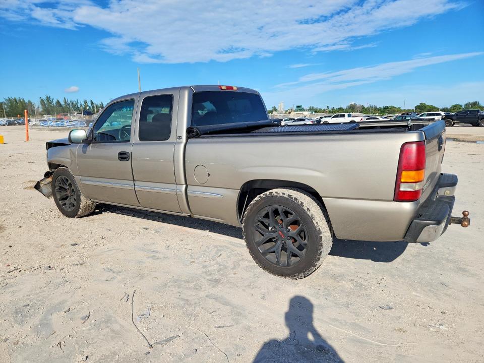 Снимка 2 от търг – 2002 GMC PICKUP TRUCK с VIN 2GTEC19V921111607
