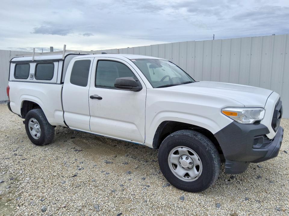 Снимка 4 от търг – 2022 TOYOTA TACOMA с VIN 3TYRX5GN0NT054943