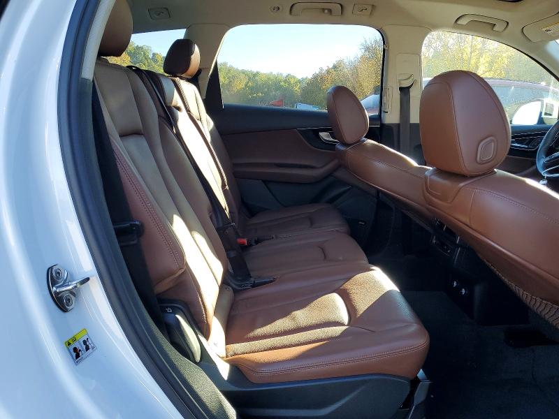 Photo 11 from auction – 2018 AUDI Q7 with VIN WA1LAAF78JD045051