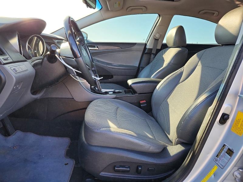 Photo 7 from auction – 2012 HYUNDAI SONATA with VIN 5NPEC4AB6CH426609
