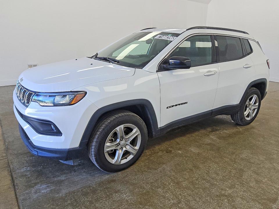 JEEP COMPASS 2023 with VIN 3C4NJDBNXPT522991 - Photo from auction