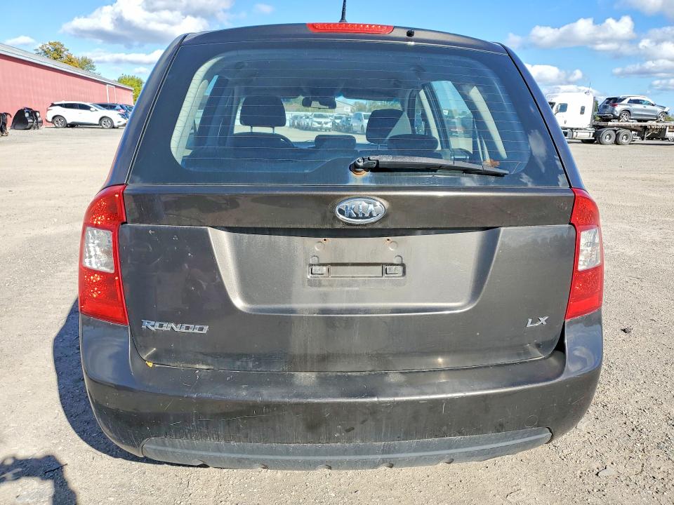 صورة رقم 6 من المزاد - 2010 KIA RONDO مع VIN KNAHG8A86A7310113