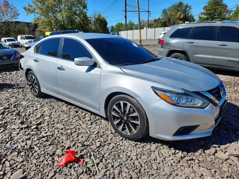 Photo 4 from auction – 2018 NISSAN ALTIMA with VIN 1N4AL3APXJC274479
