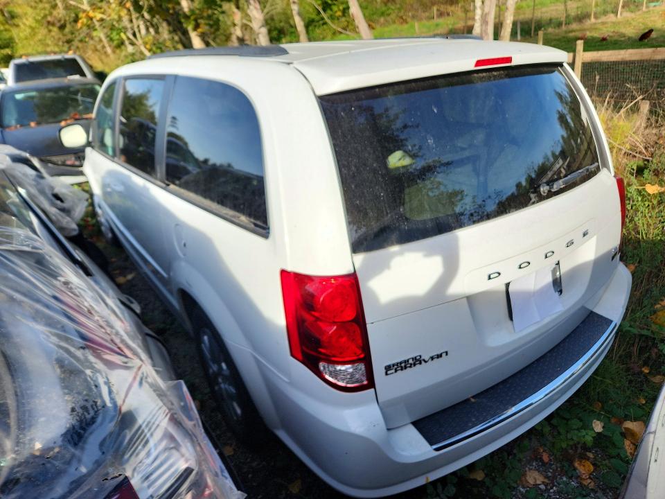 Снимка 2 от търг – 2014 DODGE GRAND CARAVAN с VIN 2C4RDGBG5ER235893