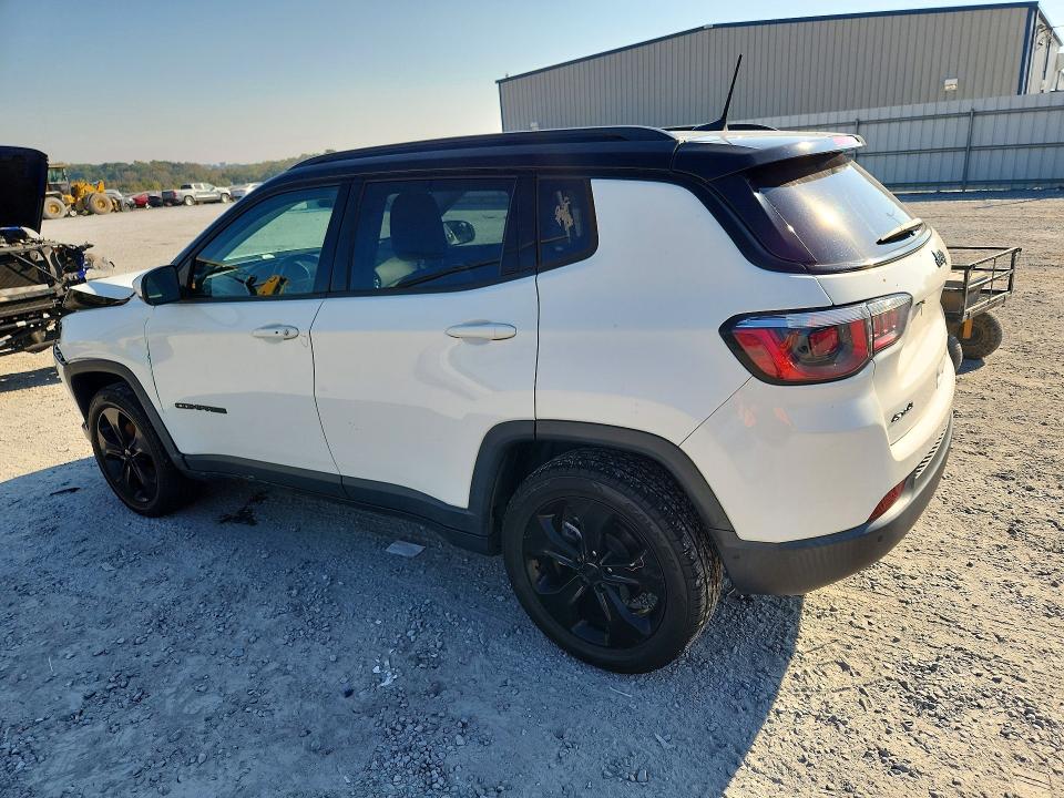 Снимка 2 от търг – 2019 JEEP COMPASS с VIN 3C4NJDBB0KT697667