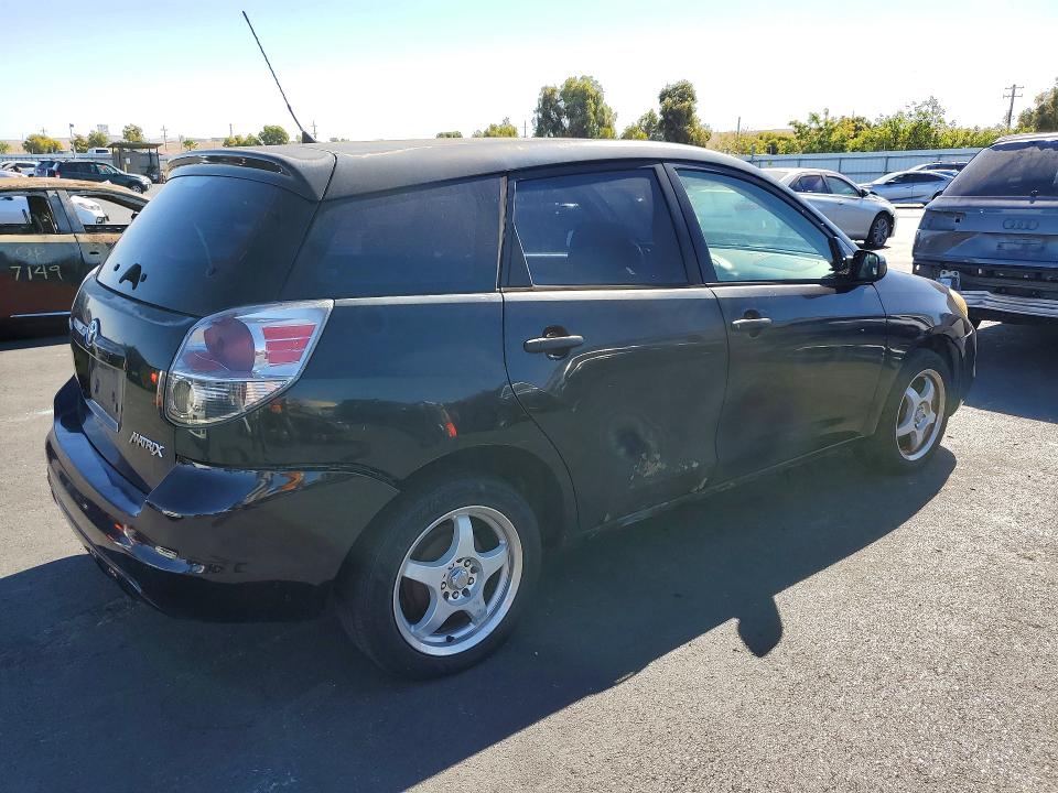 Снимка 3 от търг – 2005 TOYOTA MATRIX с VIN 2T1KR32E15C361064