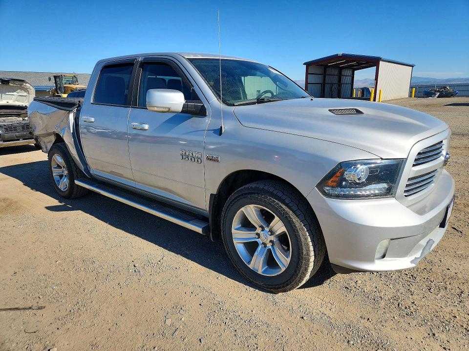 Снимка 4 от търг – 2014 RAM 1500 с VIN 1C6RR7MT4ES213174
