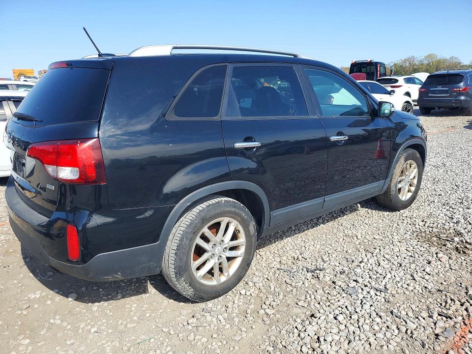 Zdjęcie 3 z aukcji – 2015 KIA SORENTO z VIN 5XYKT3A69FG558968