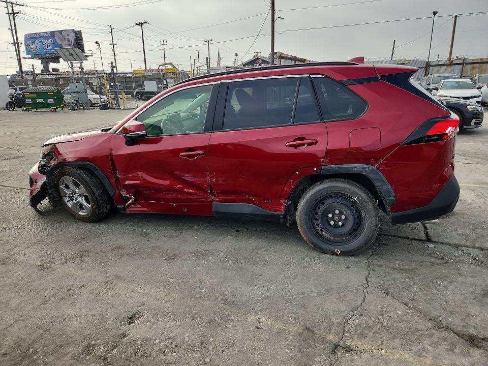 Photo 2 from auction – 2024 TOYOTA RAV4 with VIN JTMMWRFV7RD268637