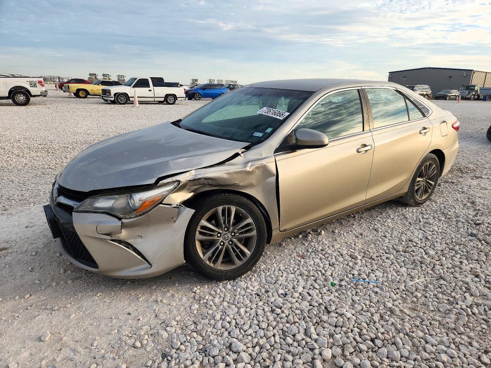 TOYOTA CAMRY 2016 with VIN 4T1BF1FK5GU184761 - Photo from auction