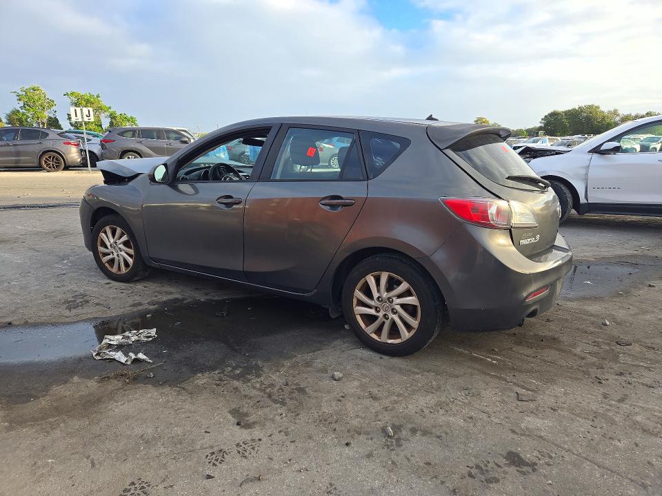 Снимка 2 от търг – 2012 MAZDA 3 с VIN JM1BL1L79C1701004