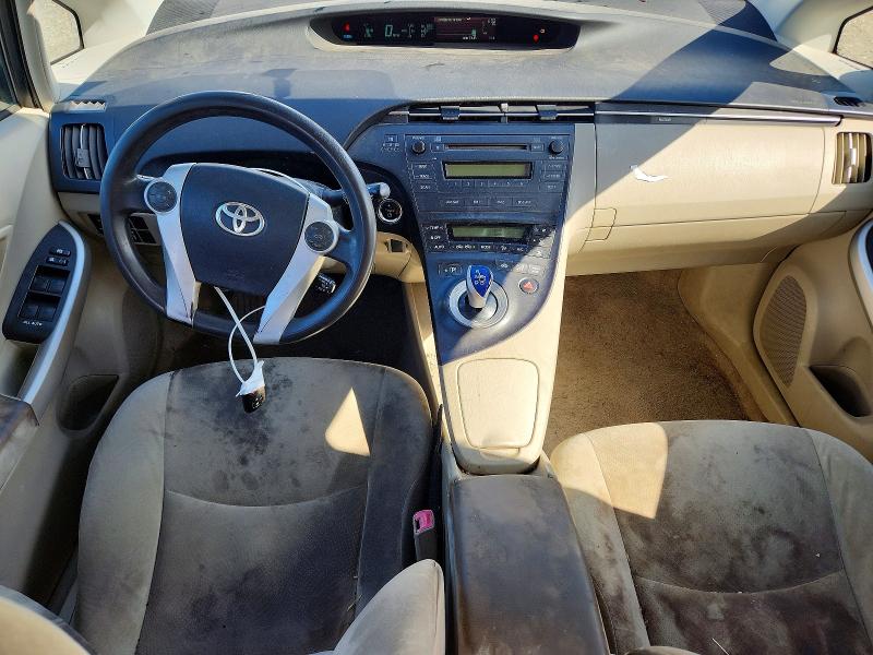 Снимка 8 от търг – 2011 TOYOTA PRIUS с VIN JTDKN3DU3B1467211