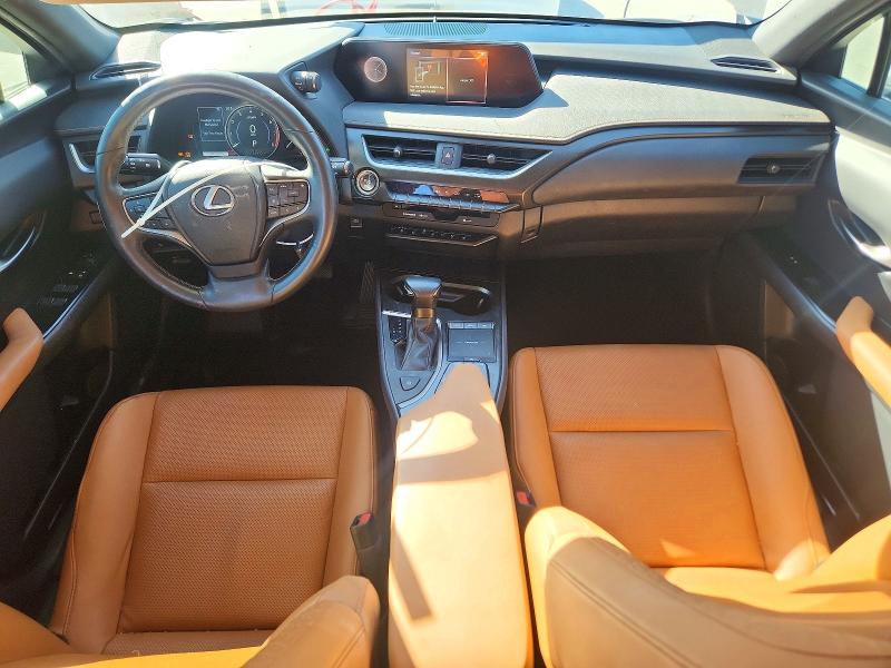 Photo 8 from auction – 2021 LEXUS UX with VIN JTHP3JBH3M2038961