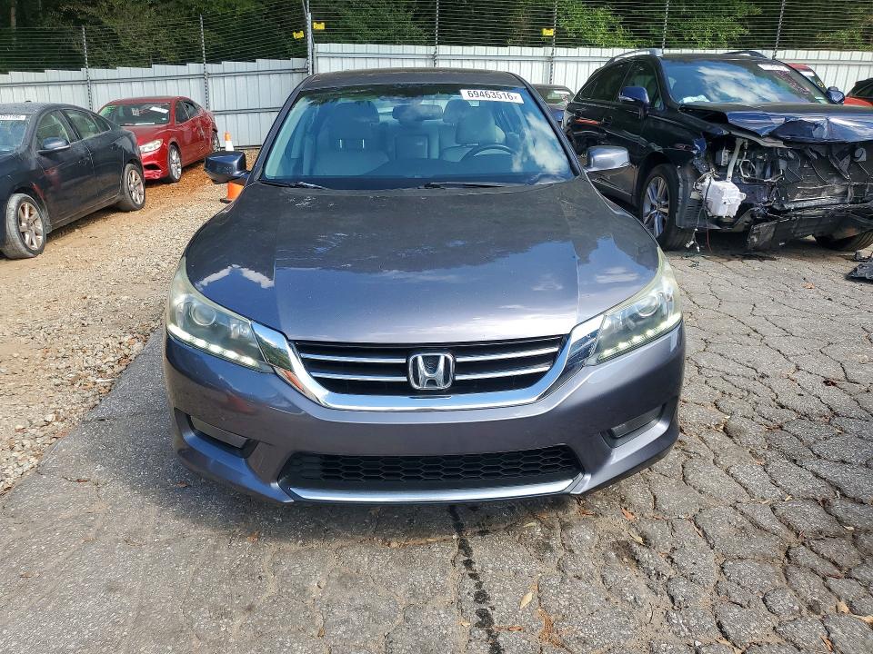Photo 5 from auction – 2014 HONDA ACCORD with VIN 1HGCR3F84EA035077
