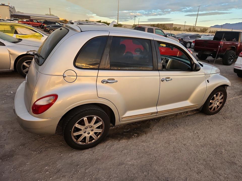Снимка 3 от търг – 2008 CHRYSLER PT CRUISER с VIN 3A8FY58B58T247835