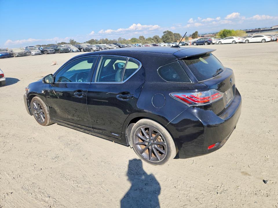Foto 2 de la subasta – 2013 LEXUS CT con VIN JTHKD5BH9D2146080