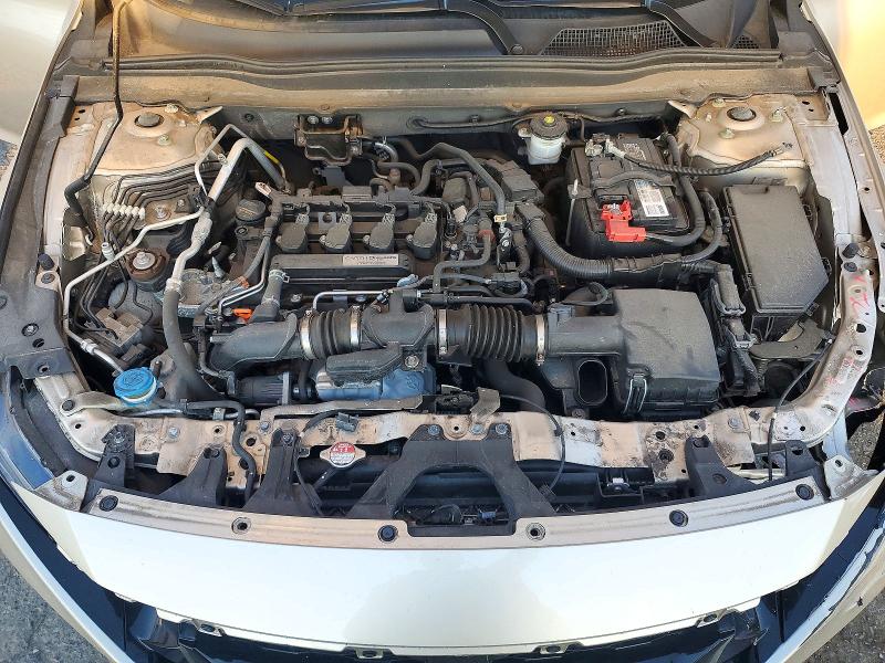 Снимка 11 от търг – 2018 HONDA ACCORD с VIN 1HGCV1F59JA080418