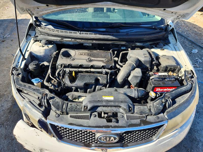 Снимка 11 от търг – 2010 KIA FORTE с VIN KNAFU4A2XA5815118