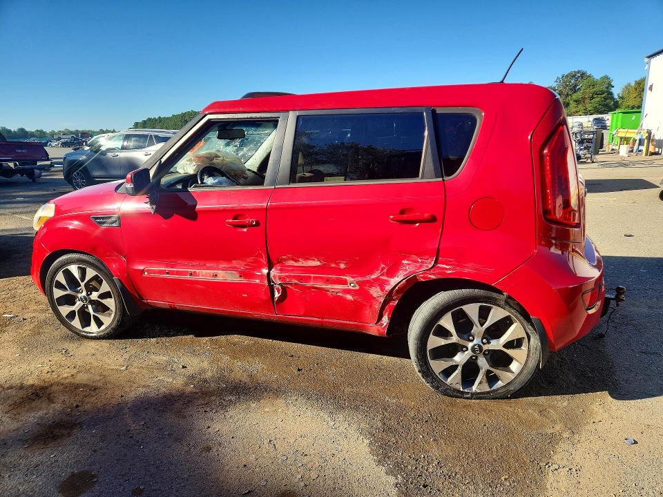 Photo 2 from auction – 2013 KIA SOUL with VIN KNDJT2A63D7616864