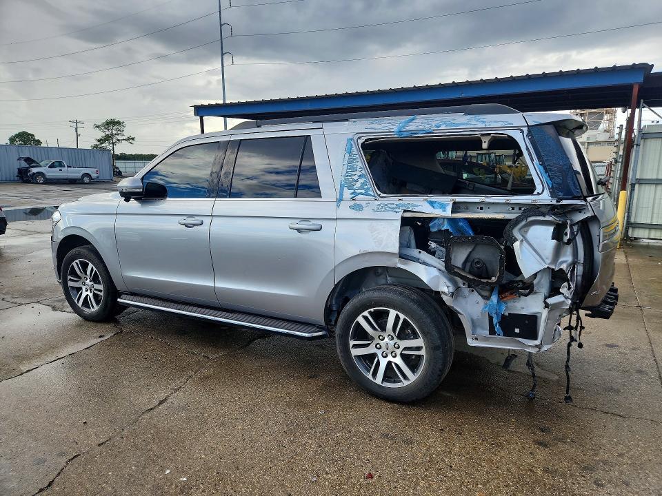 Photo 2 from auction – 2022 FORD EXPEDITION with VIN 1FMJK1HT2NEA14989