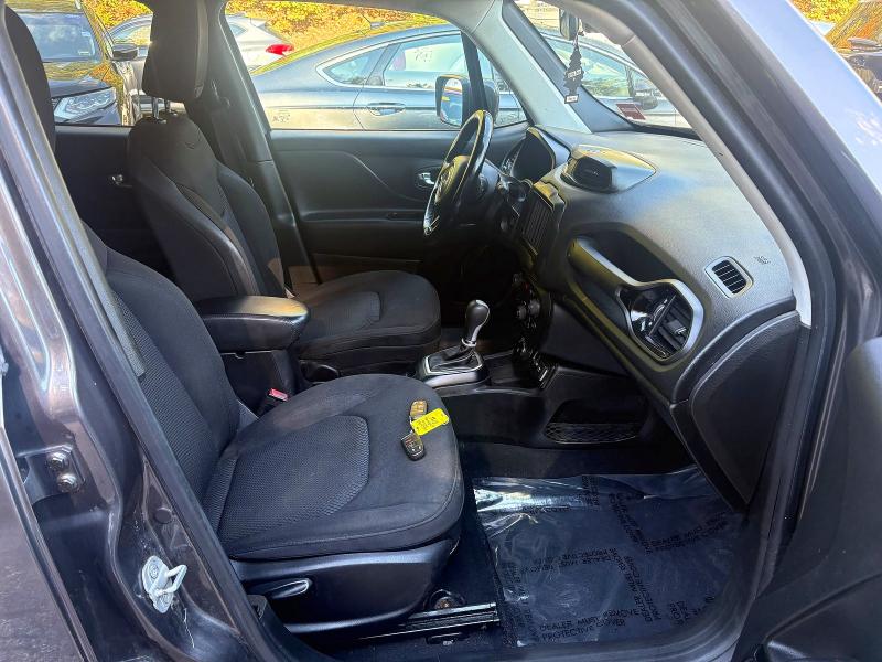 Photo 5 from auction – 2018 JEEP RENEGADE with VIN ZACCJBBB3JPH04371